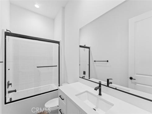 105 Moody , Irvine, CA