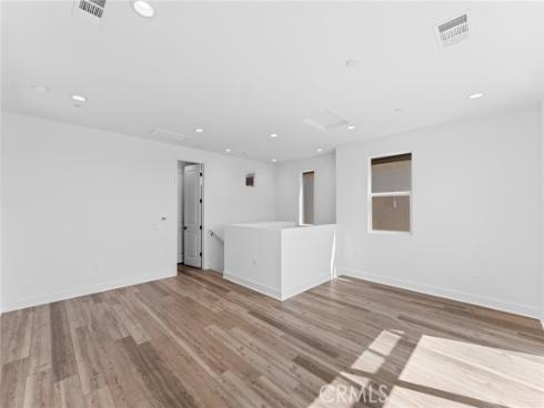 105 Moody , Irvine, CA