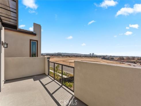 105 Moody , Irvine, CA