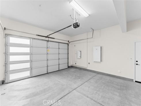 105 Moody , Irvine, CA
