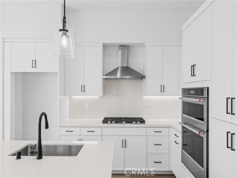105 Moody , Irvine, CA