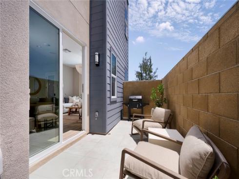 171 Moody , Irvine, CA