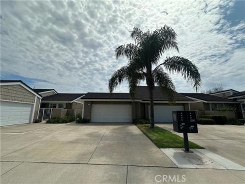 11  Beechwood  , Irvine, CA