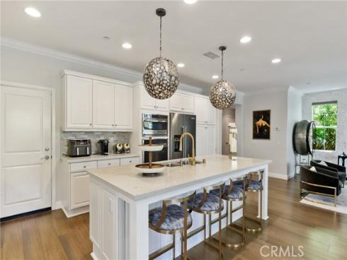 111 Bumblebee , Irvine, CA