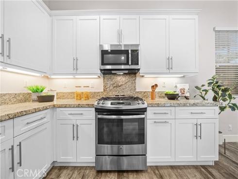 220  Follyhatch  , Irvine, CA