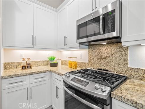 220  Follyhatch  , Irvine, CA