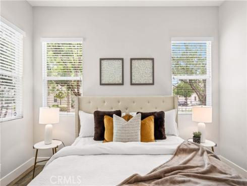 220  Follyhatch  , Irvine, CA
