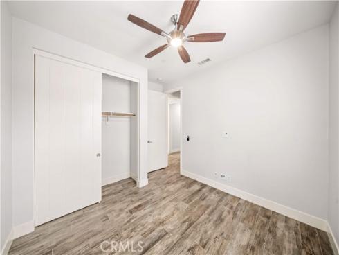 220  Follyhatch  , Irvine, CA