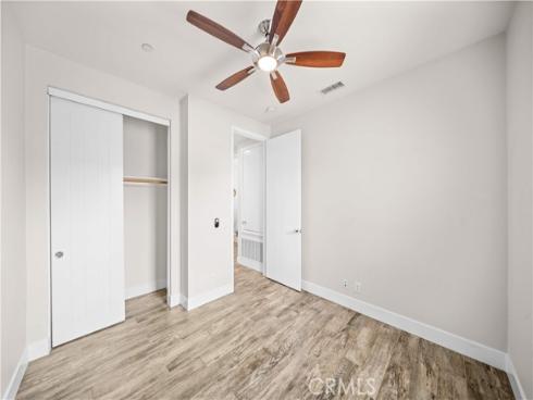 220  Follyhatch  , Irvine, CA