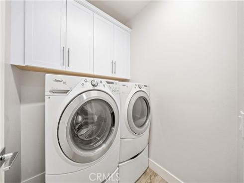 220  Follyhatch  , Irvine, CA
