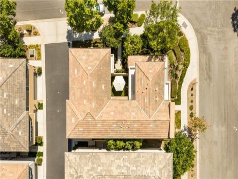 220  Follyhatch  , Irvine, CA