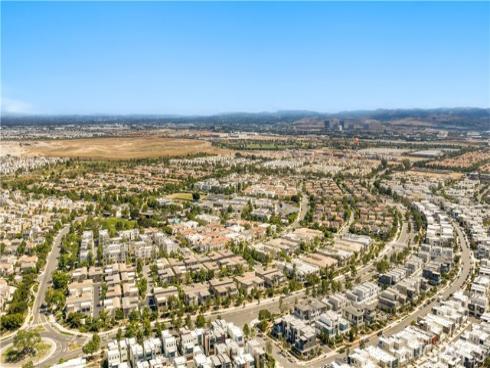 220  Follyhatch  , Irvine, CA