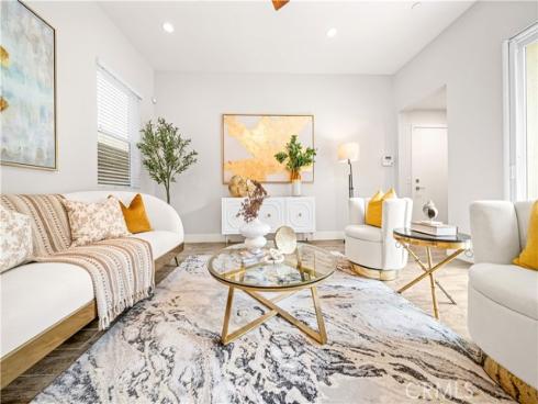 220  Follyhatch  , Irvine, CA