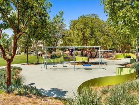 220  Follyhatch  , Irvine, CA