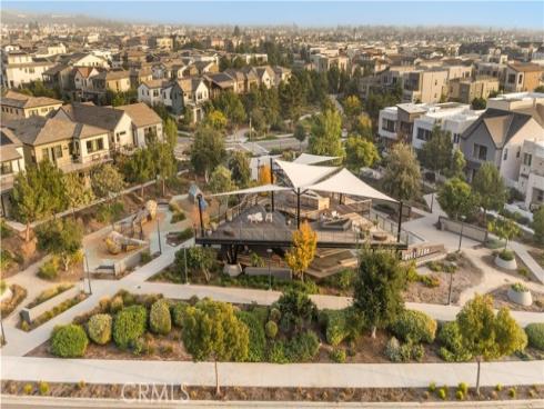 220  Follyhatch  , Irvine, CA