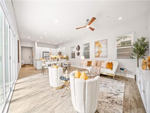 220  Follyhatch  , Irvine, CA