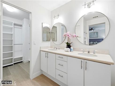 102 Millbrook , Irvine, CA