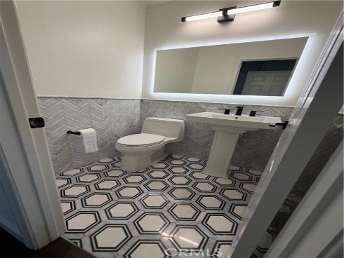 34 League , Irvine, CA