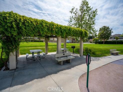 44  Fallbrook  , Irvine, CA