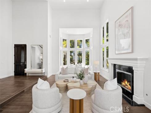 21  Chester  , Irvine, CA