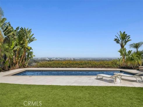 21  Chester  , Irvine, CA