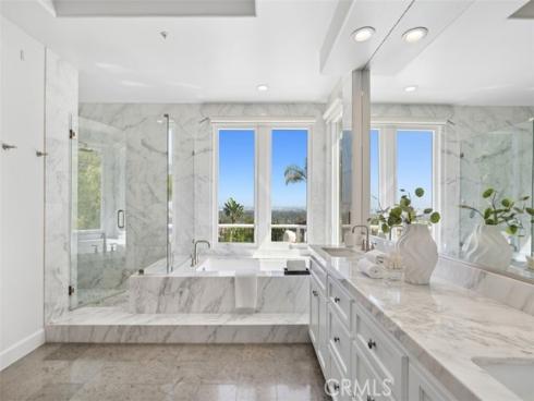 21  Chester  , Irvine, CA