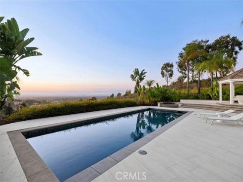 21  Chester  , Irvine, CA