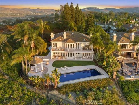 21  Chester  , Irvine, CA
