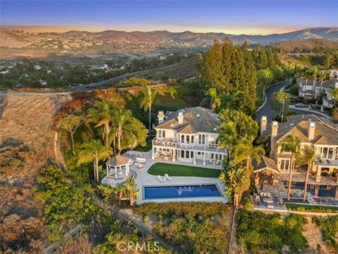 21  Chester  , Irvine, CA