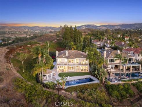 21  Chester  , Irvine, CA