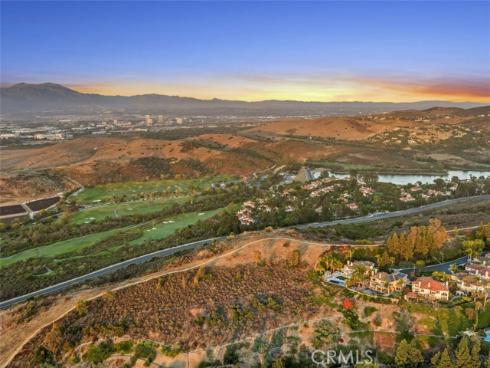21  Chester  , Irvine, CA
