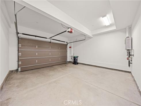 68  tollson  , Irvine, CA