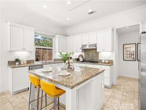 68  tollson  , Irvine, CA