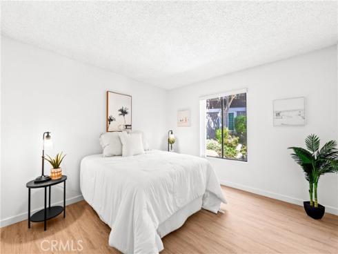 53 Streamwood , Irvine, CA