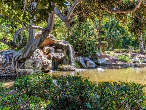 53  Streamwood  , Irvine, CA