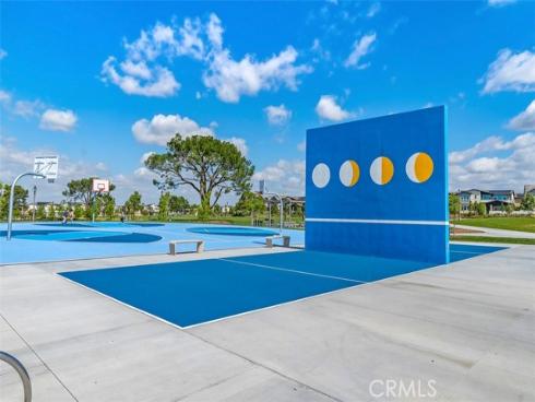 446 Sonia , Irvine, CA