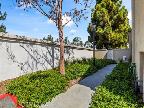 80 Almador , Irvine, CA