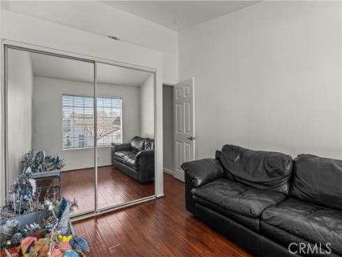 80 Almador , Irvine, CA