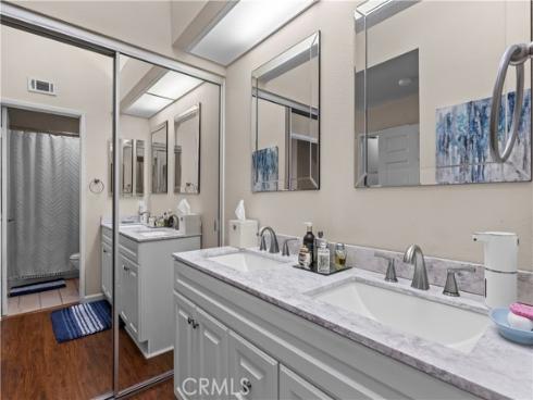 80 Almador , Irvine, CA