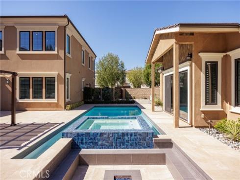 104 Shady Arbor , Irvine, CA
