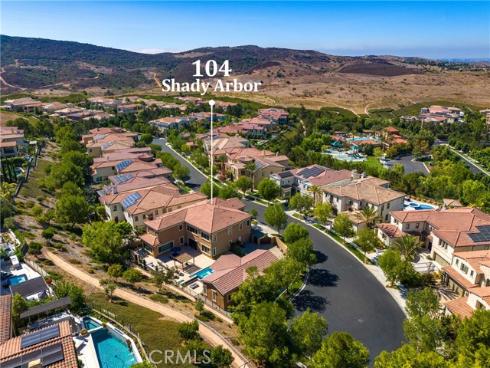 104 Shady Arbor , Irvine, CA