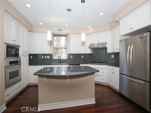 129 Chantilly , Irvine, CA