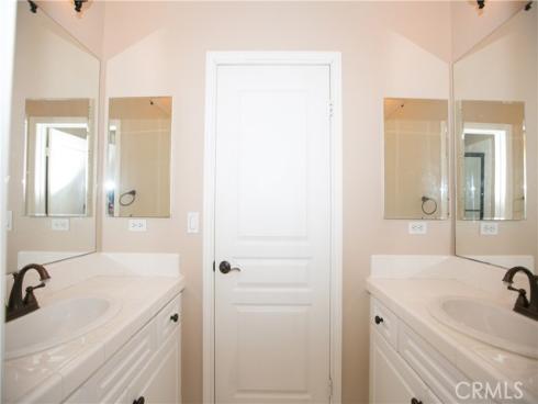 129 Chantilly , Irvine, CA