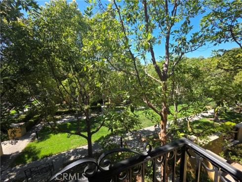 129 Chantilly , Irvine, CA