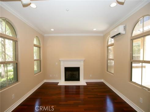 129 Chantilly , Irvine, CA