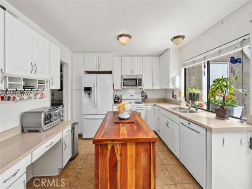 14 Greenleaf , Irvine, CA