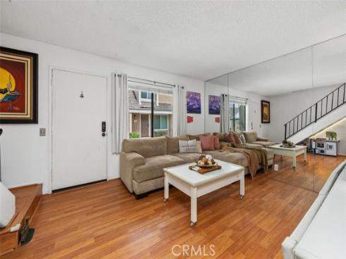 14 Greenleaf , Irvine, CA