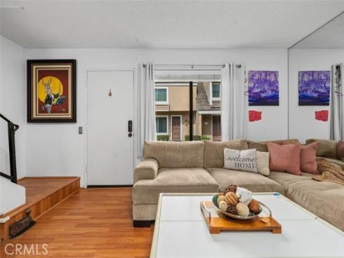 14 Greenleaf , Irvine, CA