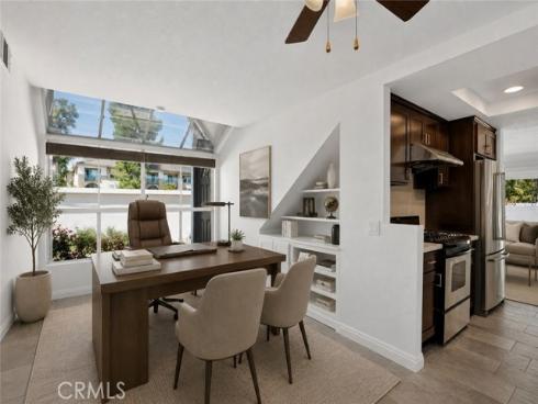 122 Almador , Irvine, CA