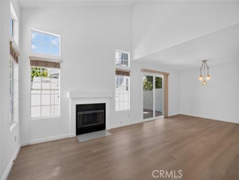 122 Almador , Irvine, CA
